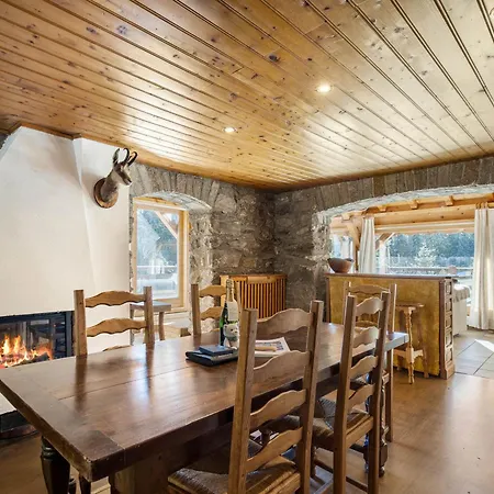 Authentique A 1850 Avec Terrasse Et Parking - Fr-1-564-164 Шале *